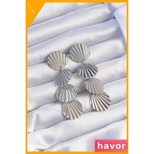 Havor Deniz Kabuğu Desenli Sallantılı Pirinç Küpe