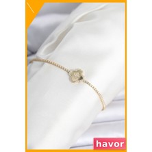 Havor Yonca Model Zirkon Taşlı Pirinç Bileklik Altın Rengi