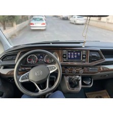 FD Damla Etiket Volkswagen Transporter T7 Koyu Meşe Özel Dizayn Maun Kaplama