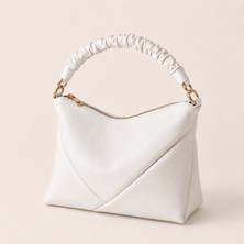 The Voguemaxima Fiarole Beyaz Origami Formlu Büzgü Askılı Fermuarlı Astarlı Kadın Omuz Çantası
