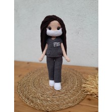 Renkli Ve Kreatif Amigurumi Scrubs Bebek Sağlıkçı
