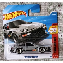 Hot Wheels 82 Toyota Supra J Case 2026