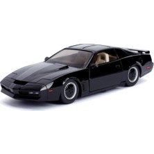 1982 Model Aracı