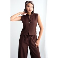 Ded Collection Kadın Hakim Yaka Kolsuz Broşlu Üst Geniş Paça Alt Keten Takım