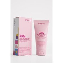Gndz Store She Vec Crush On Pink - Spf 50+ Leke Karşıtı ve Ton Eşitleyici Pembe Güneş Kremi