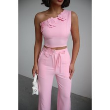 Ded Collection Kadın Çiçek Detaylı Tek Omuz Crop Bluz & Yüksek Bel Bol Paça Pantolon Takım