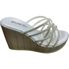 Dilan Kadın Dolgu Platform Topuklu Çapraz Taşlı Terlik