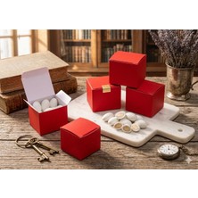 Mini Kırmızı Hediye Kutusu 5,5X4X4 cm Amerikan Bristol Kağıt 50 Parça Şık Tasarım