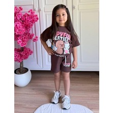 Bubiee Baby Yumuşak Pamuklu Kumaştan Kahverengi Baskılı T-Shirt ve Şort Takımı - Capyfun Besties Deseniyle
