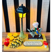 MYK Hediye ve Sanat Atölyesi Dekoratif Nasreddin Hoca Biblosu  Işıklı Ahşap Standlı El Yapımı Nostaljik Hediye