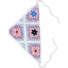 Sibel Günay Butik El Örgüsü Çiçek Motifli Üçgen Saç Bandanası – Bohem Yazlık Bandana