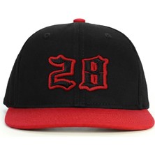 28 Numara Snapback Şapka