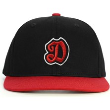 D Harf Snapback Şapka