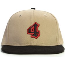 4 Numara Snapback Şapka