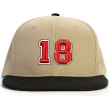 PataCute 18 Numara Kabartmalı Snapback Şapka