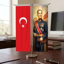Punto Dizayn Üniformalı Atatürk ve Türk Bayrağı Kırlangıç T tipi Masa Bayrak Takımı