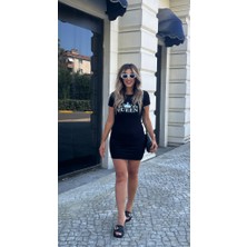 Pomeya  Kadın Kısa Kollu Queen Baskı Iki Iplik Mini Elbise