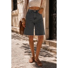 Dema Kadın Yüksek Bel Diz Üstü Denim Şort