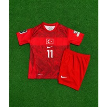 Türkiye 2026 Dünya Kupası Kırmızı Kenan Yıldız Iç Saha Çocuk Forması (World Cup)