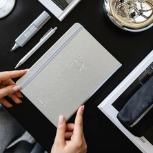 Larskas Noktalı Defter, A5 Boyut, 140 gr Kağıt, 80 Yaprak, Silver Glow