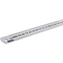 Larskas 100 cm Uzunluğunda Çelik Cetvel ile Hassas Ölçü Alımı