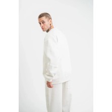 Deluxe Takı ve Giyim Unisex Uzun Kol Bisiklet Yaka Yıkamalı Sweatshirt - Beyaz