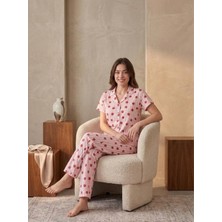 Sleeproom Viskon Düğmeli Çilek Desen Pembe Şerit Kısa Kol Pijama Takım
