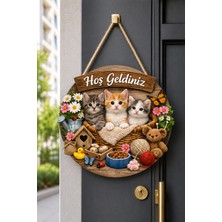 Lucena Yavru Kedi Temalı Hoş Geldiniz Kapı Süsü Ahşap Yuvarlak Dekoratif Kapı Süsü