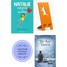 Epsilon Yayınevi Natalie: Yakın Dostlar ve Ekşi Üzümler + Telefon Tutucu + Bir Kar Tanesi