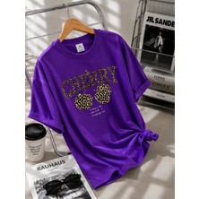Enb1r Moda Kadın Mor Baskılı Cherry Leopar Desenli Bisiklet Yaka Rahat Kalıp Premium Basic T-Shirt
