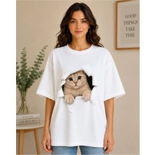 Enb1r Moda Kadın Beyaz Oversize Kedi Baskılı Basic Tişört Yırtık Efektli Cute Cat