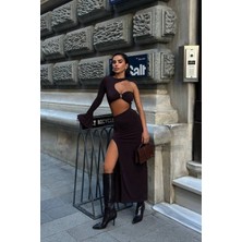 Asfaha Fashion Kahverengi Tek Kol Detaylı Göbek Dekolteli Yırtmaçlı Maksi Elbise