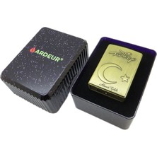 Ardeur® Legacy Ay Yıldız Kabartmalı Pirinç Kişiye Özel Çakmak | Hediyelik Çakmak