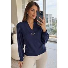 Gülseli Kadın V Yaka Gold Toka Detaylı Garnili Bluz P-00022041