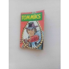 Tommiks Cilt 136 - 750 Kuruşluksayi 351-352-353-354-3555 Fasikul Kapaksiz Ilk Fasikul Bir Kac Sayfa Kenarinda Bant Izin Harici Temiz Durumdadir