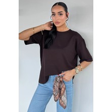 Gülseli Kol Katlamalı Yırtmaçlı Tişört P-00021915