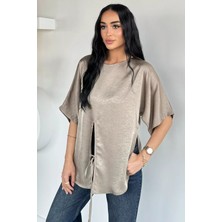Gülseli Kadın Bağcıklı Saten Bluz P-00021781