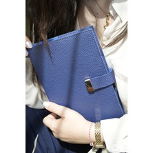 Mcreative Victorias Journals Executive Vegan Deri Defter. A5. 100 Gr. 240 Sayfa. Kenar Yaldızlı Lacivert