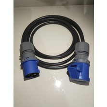 Kirkda Bir Ce Norm Standartında Topraklı Priz ve Fişli 3x2,5mm Ttr Seyyar Kablo (Siyah Renk)