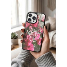 Snacase Apple iPhone 13 Pro Uyumlu Pembe Çiçekler Tasarımlı Glossy Premium Kılıf