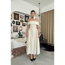 Caddebostan Moda Puantiyeli Desenli Straplez Midi Boy Şık Abiye Elbise