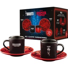 Bialetti Stranger Things 2 Fincan ve 2 Tabak Seti - Isıya Duyarlı Renk Değiştiren - Bulaşık Makinesi