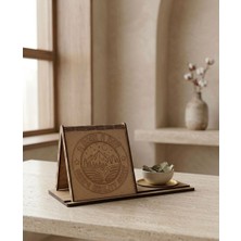 Linea Craft Kupa Tutuculu Üçgen Kitap Standı-A Book A Day Keeps Reality Away
