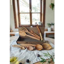 Troyan 1868 El Yapımı 8 Parça Hakiki Zeytin Ağacı Tahta Kaşık Çatal Spatula Seti, Ahşap Kutuda Premium Set