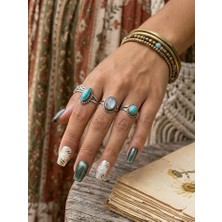Louesse Beauty Louésse Daisy Fresh Takma Tırnak 12’li  Yeşil Papatya Desenli Fresh Mood Nail