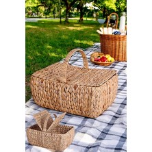 El Yapımı Su Sümbülü Kapaklı Büyük Boy Hasır Örme Piknik Sepeti Dikdörtgen - 46X30CM - 20-36CM