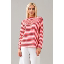 Kadın Kırmızı Ekru Çizgili Modal Örme Kumaş Kayık Yaka Tshirt