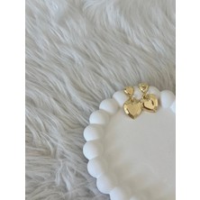 Revoia Kalp Detaylı Gold Küpe