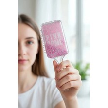 Miniso Lisanslı Sim Dolgulu Kare Saç Fırçası – Işıltılı ve Kolay Tarama Sağlayan Pembe Saç Fırçası 22 Cm