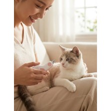 LED Işıklı Kedi Köpek Tırnak Makası Mini Evcil Hayvan Tırnak Kesici Güvenli Hassas Kesim LED Aydınlatmalı Ergonomik Kaymaz Tasarım Sessiz Kullanım Küçük Hayvanlar (Pembe)